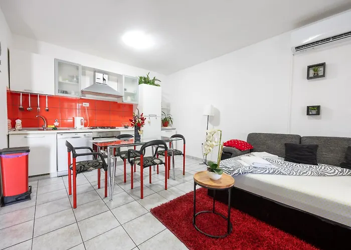 Turina Apartments