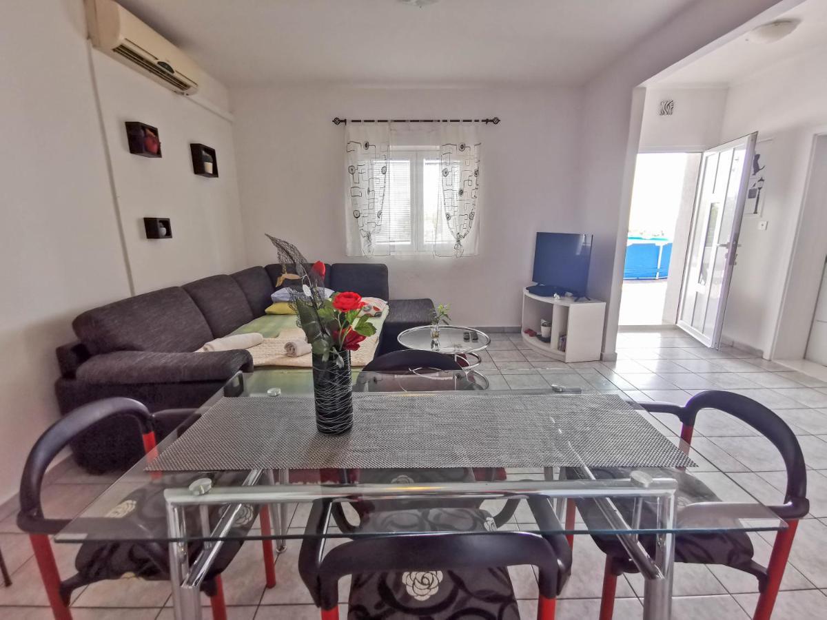 Turina Appartamento Makarska